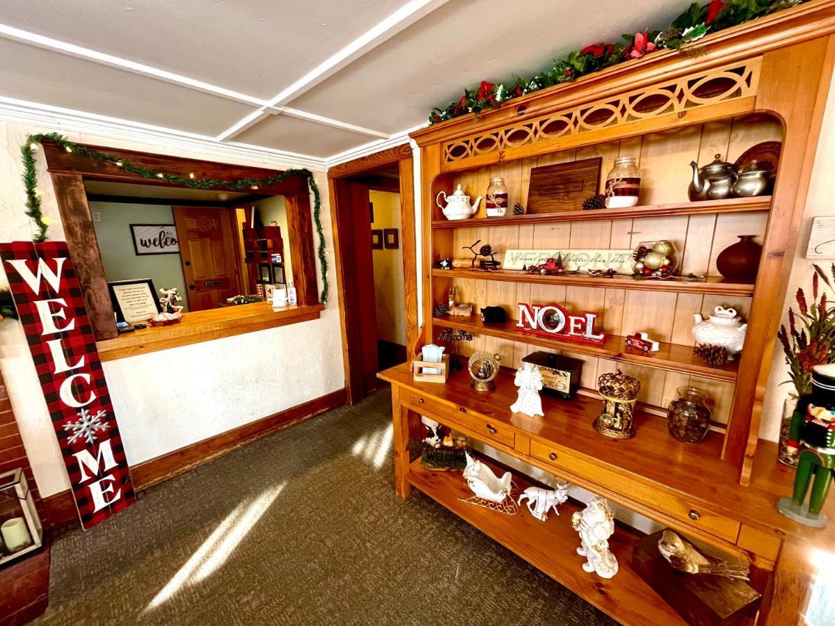 The Vermont Inn Mendon Ngoại thất bức ảnh